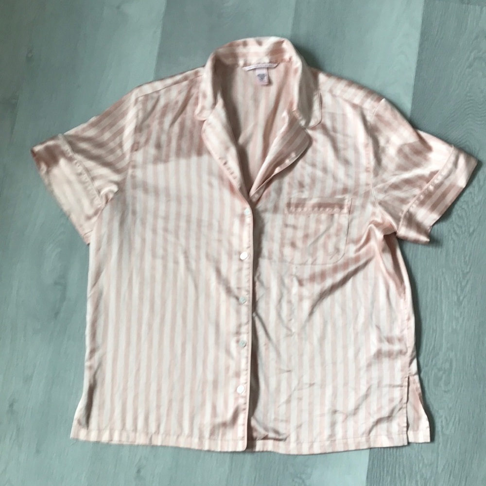 VICTORIAS SECRET PALE PINK SATIN STRIPE PJ TOP WOMENS MEDIUM